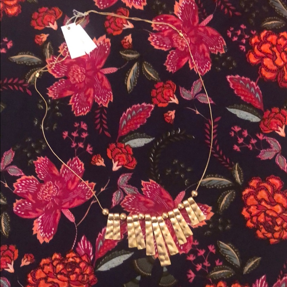 Bancroft - Gisella Hammered Fan Necklace